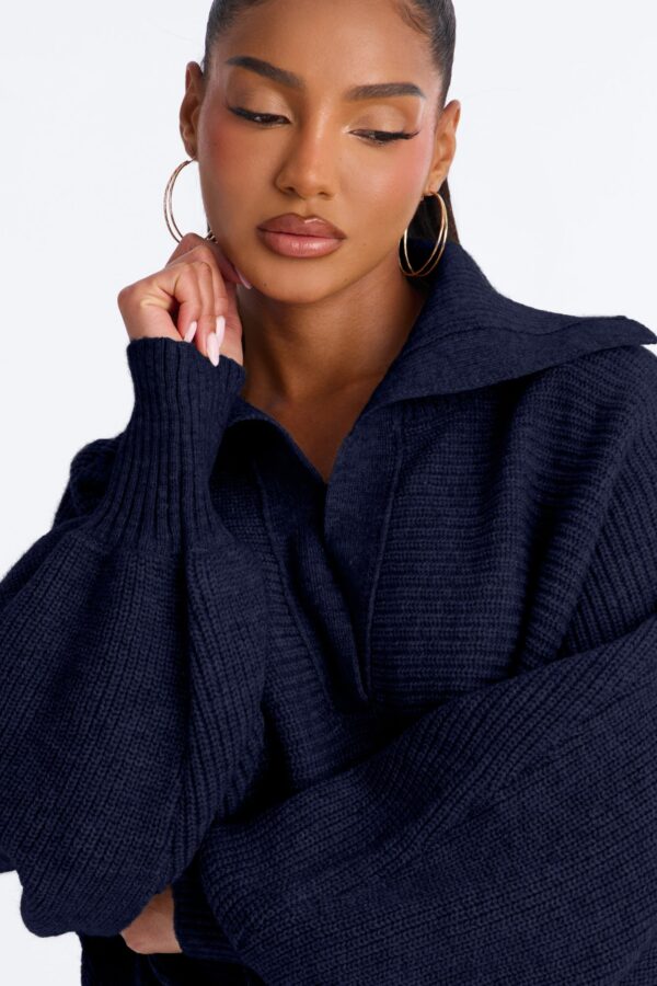 Pullover in Navy 45% acrylic