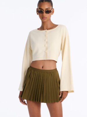 Cardigan with a cropped