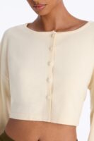 Cardigan with a cropped