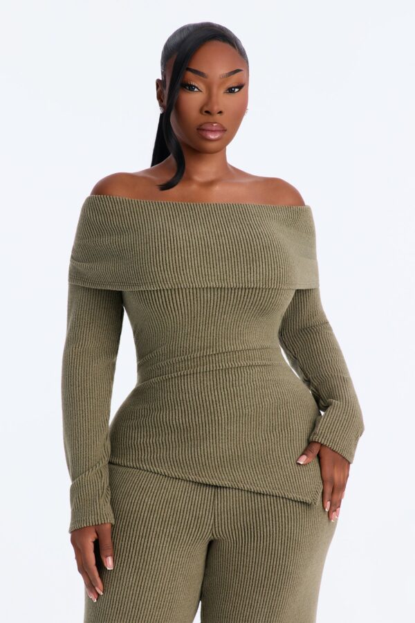 Pants in Olive 63% polyester