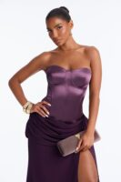 Velvet Piece in Taupe