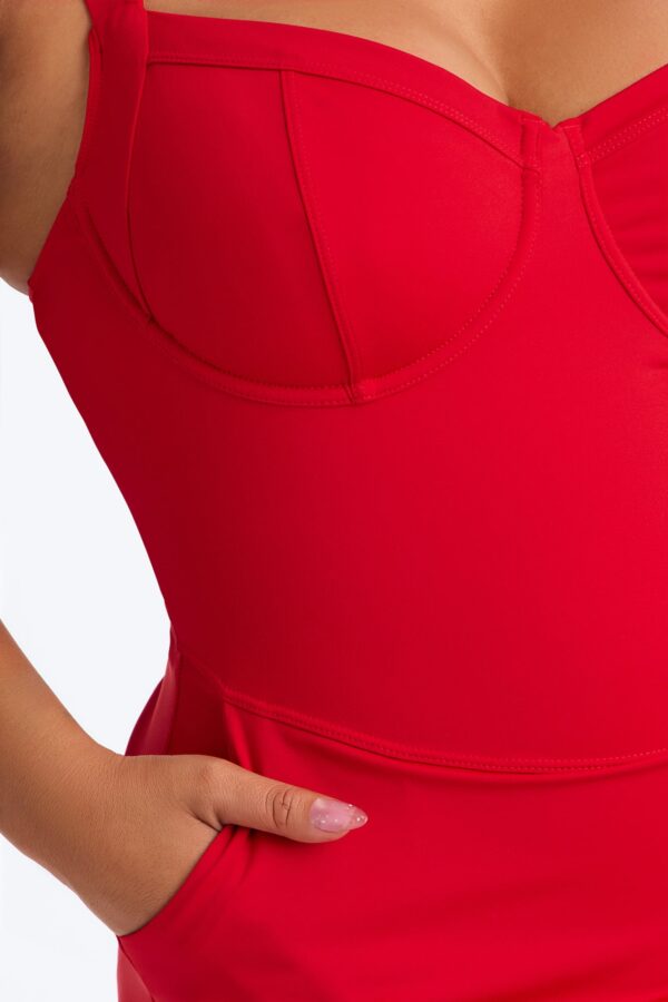 Dress in Red 75% polyamide