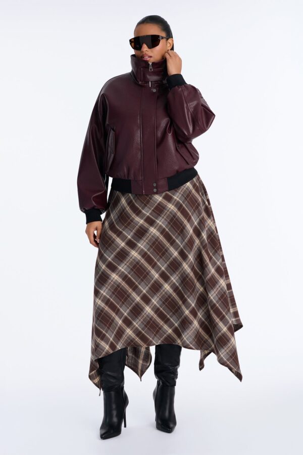 Top in Burgundy 100% polyurethane